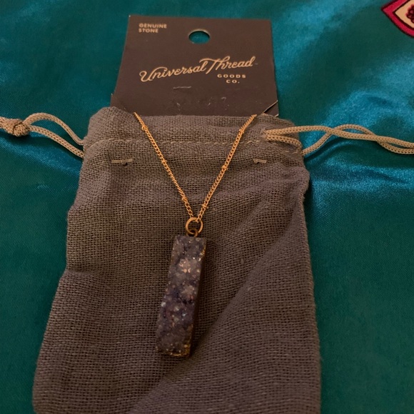 Universal  Thread Necklace - Picture 2 of 3